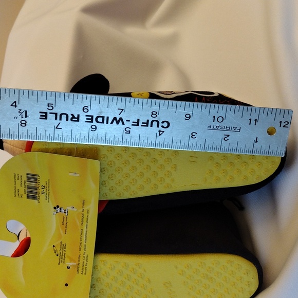 Disney Junior Mickey Mouse Slippers NWT - Picture 7 of 7